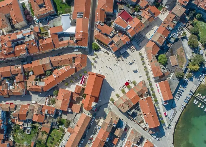 The 3 Figs Gæstehus 3*