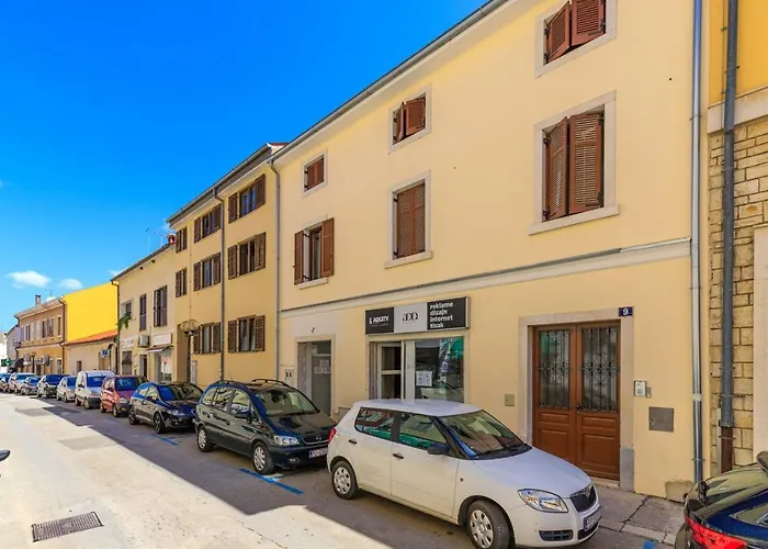 게스트하우스 The 3 Figs 3*