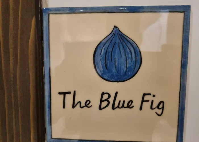 The 3 Figs 3* 포레치