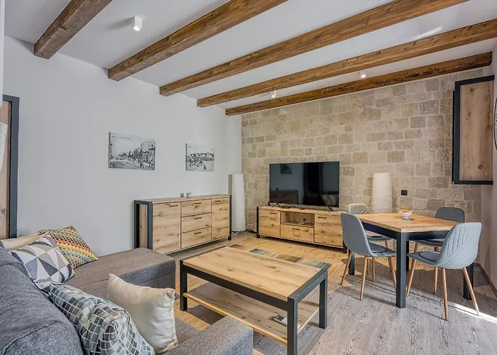 The 3 Figs 3* 포레치